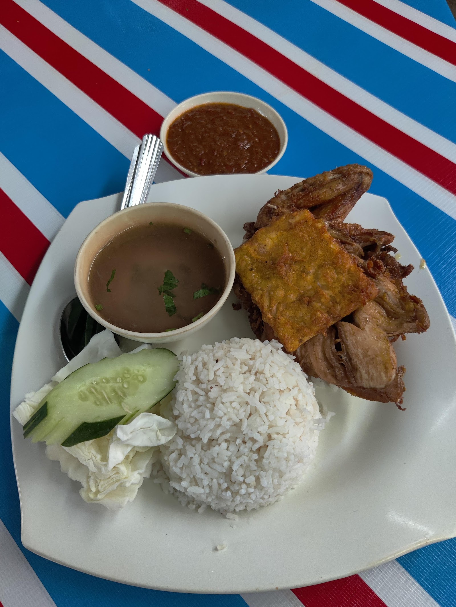 Gerai Makan Sri Serdang (Padang) 10